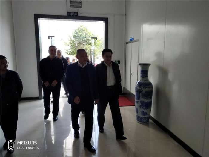 綿陽市常委副市長楊學(xué)寧蒞臨公司調(diào)研工作