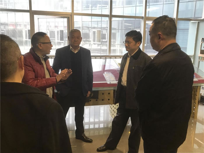綿陽市常委副市長楊學(xué)寧蒞臨公司調(diào)研工作