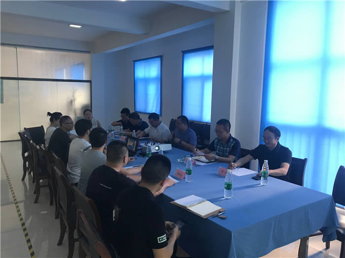 綿陽(yáng)市人大常委會(huì)副主任董曉彬蒞臨公司調(diào)研工作6